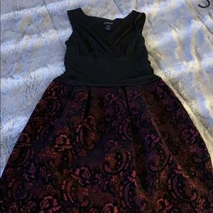 Holiday dress with pockets !!